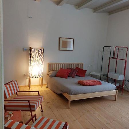 Guiscarda Turismo Apartment Bari Bagian luar foto